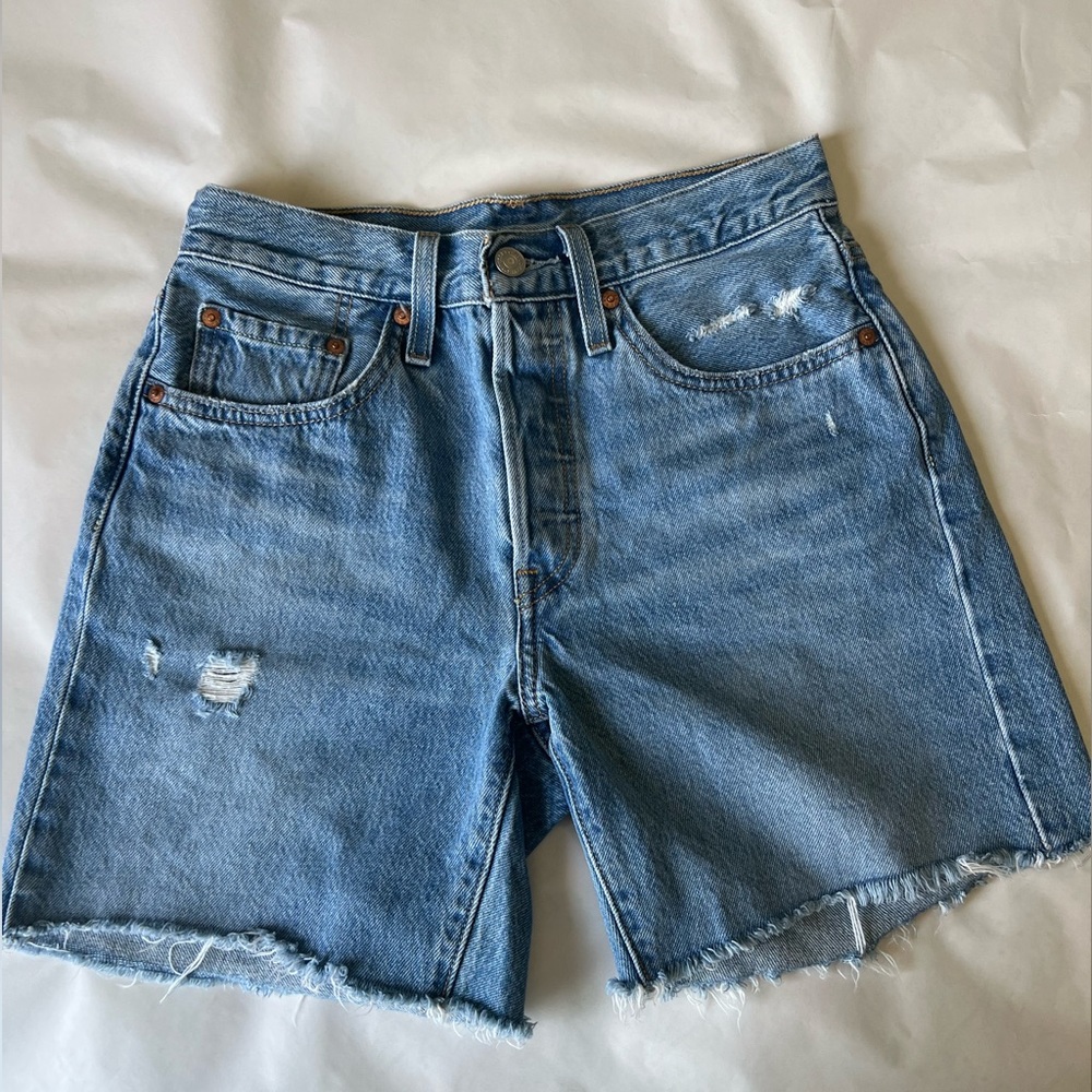 Levi’s Premium: 501 Mid Thigh Women’s Shorts
